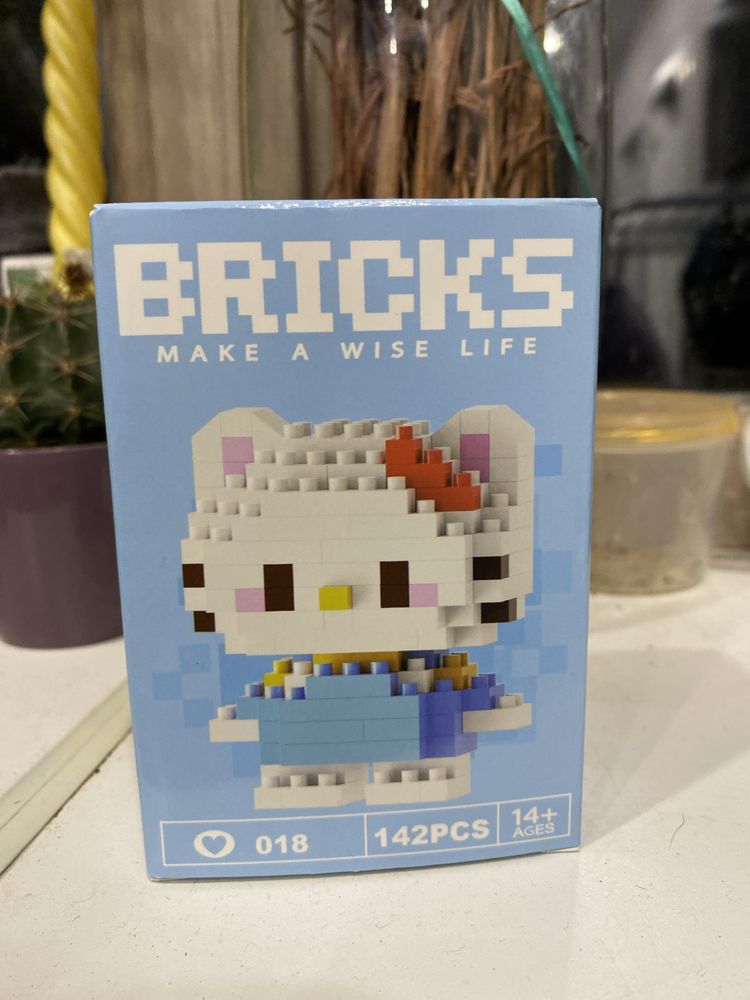 Лего фігурки хеллоу Кітті/ Hello Kitty/BRICKS
