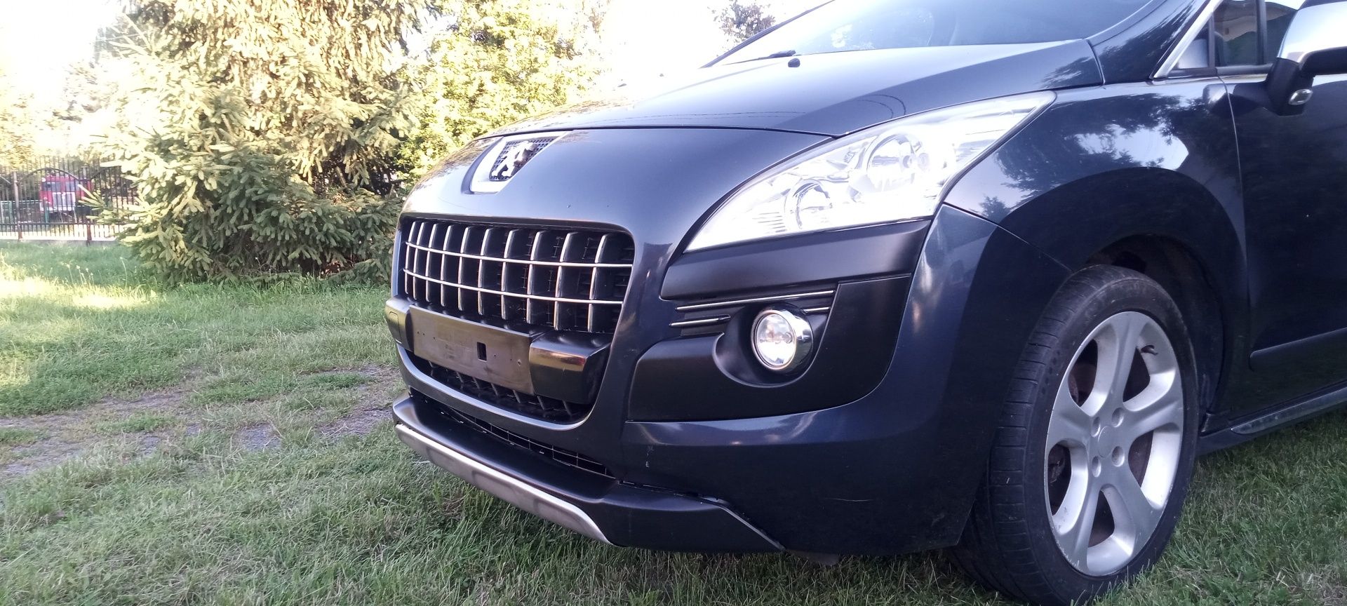 Peugeot 3008 przód komplet 2011 rok.