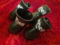 Czarnw buty dla psa