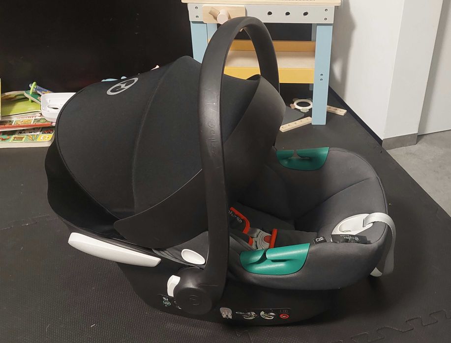 Fotelik / nosidełko Cybex Aton B2 z bazą isofix