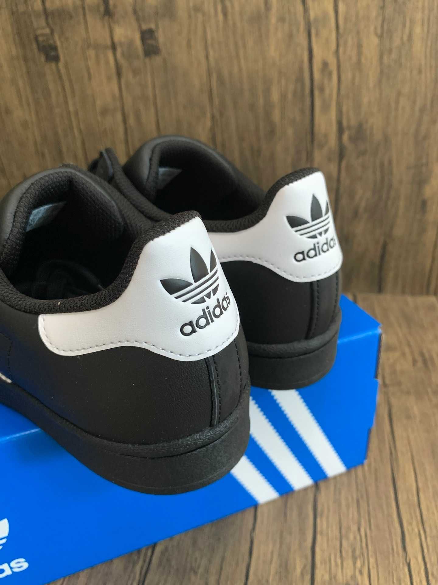 Buty damskie Trampki adidasSuperStarCzarny r.39