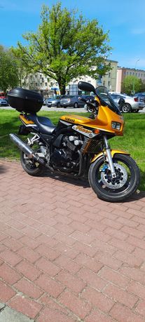 Yamaha fzs600 fazer