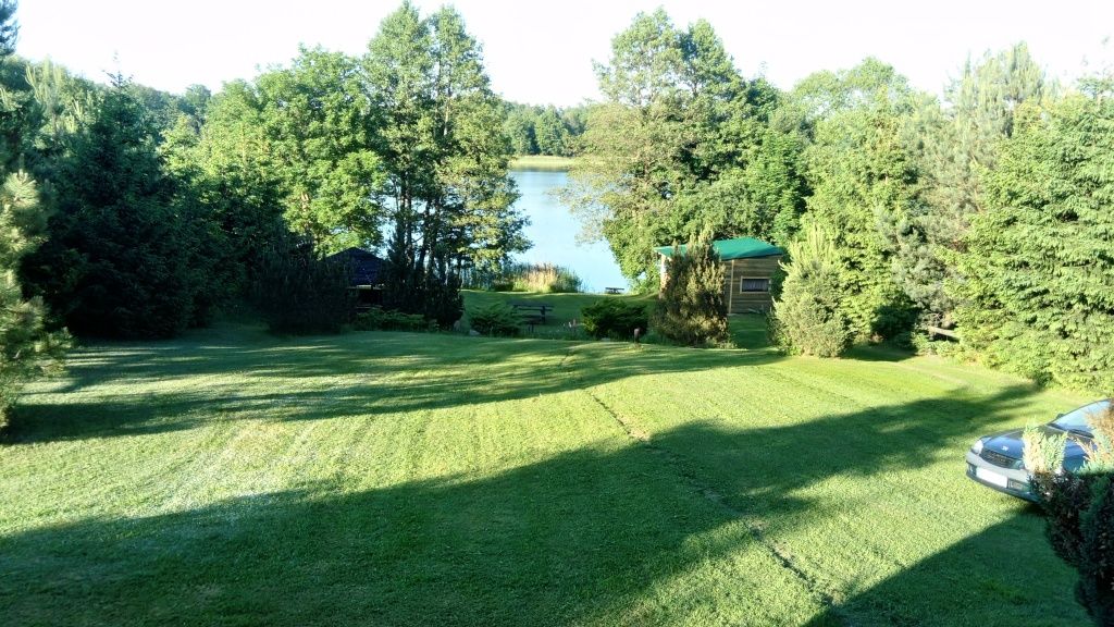KEMPING zabudowany tarasem Pilec Mazury przy jeziorze