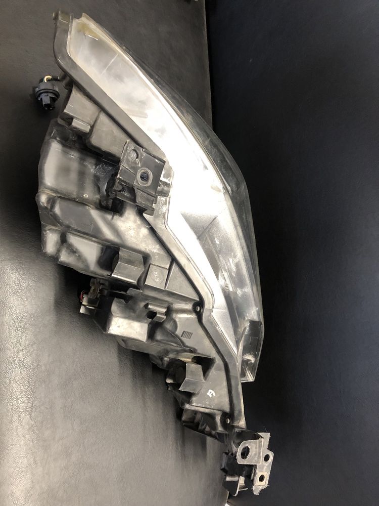 Фары левая правая адаптивная LED MAZDA 6 2012-2018 gmg951041E
