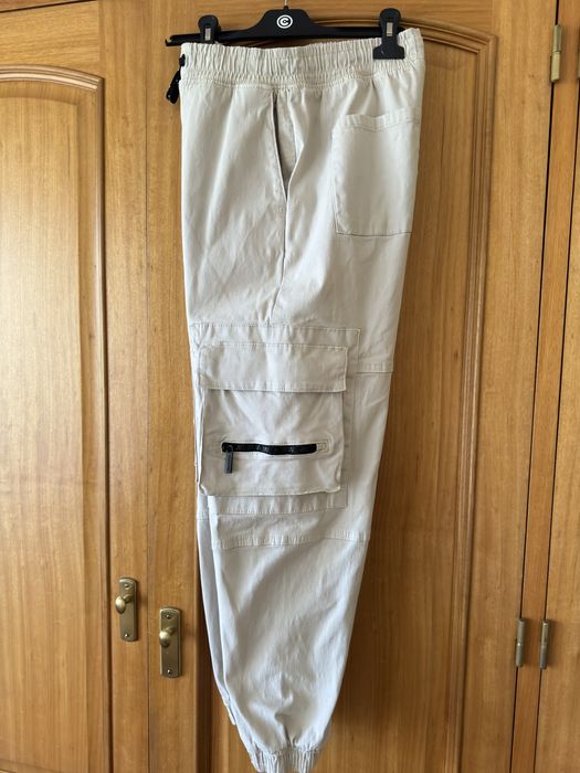 Calças Cargo da BERSHKA, tam. S