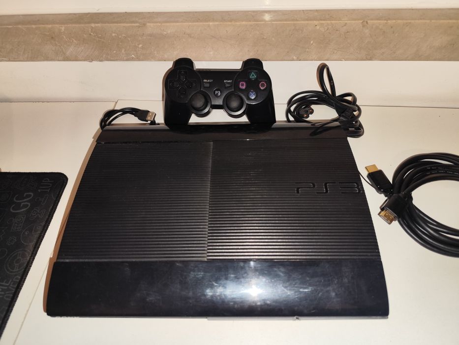 PlayStation 3 Super Slim Desbloqueado + Acessórios
