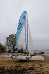 Katamaran regatowy, Nacra Inter 18, F18 (rok produkcji 2002)