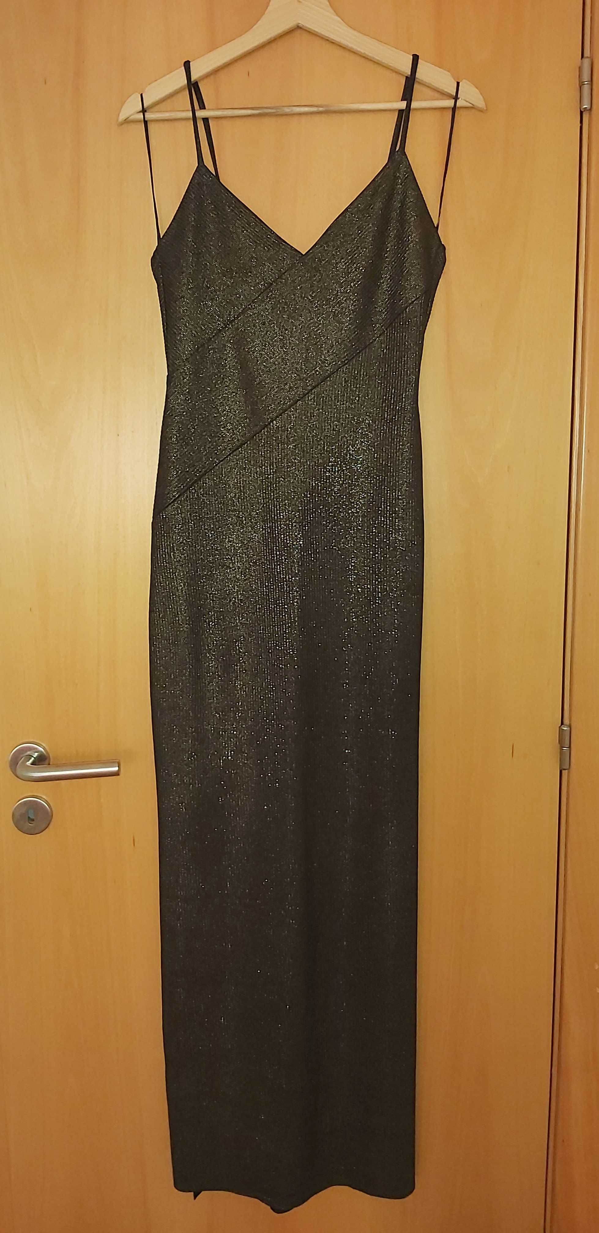 Vestido midi de festa preto e dourado