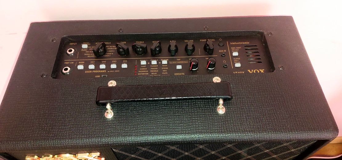 VOX VT40x wzmacniacz hybrydowy