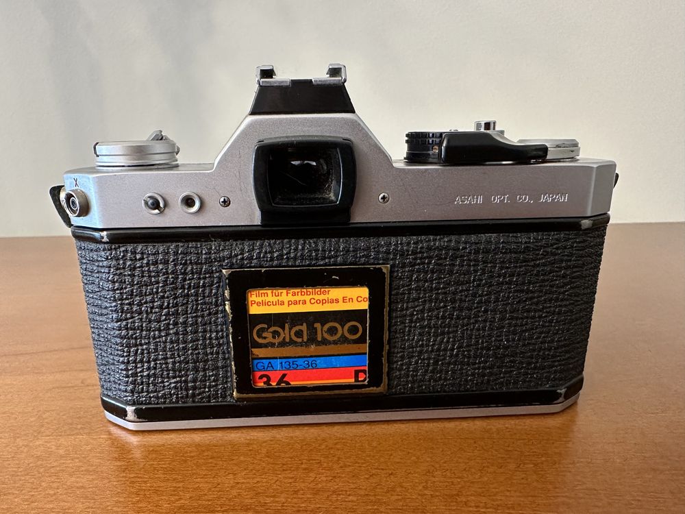 Máquina Fotográfica ASAHI PENTAX K2 35 mm SLR + 1 Lente Grande Angular