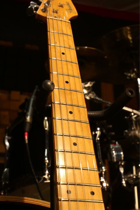 Fender stratocaster 1987 Japan + custom shop pikups