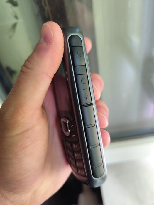Захищений Samsung B2710 Xcover