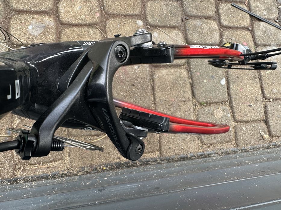 Nieużywana rama szosowa Hygge z osprzetem