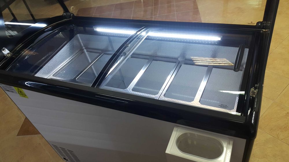 NOWA kuweciarka JUKA lodów lody 7 M300SL zamrażarka konserwator DOSTAW