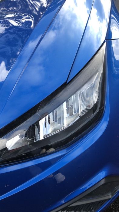 Farol esquerdo ibiza