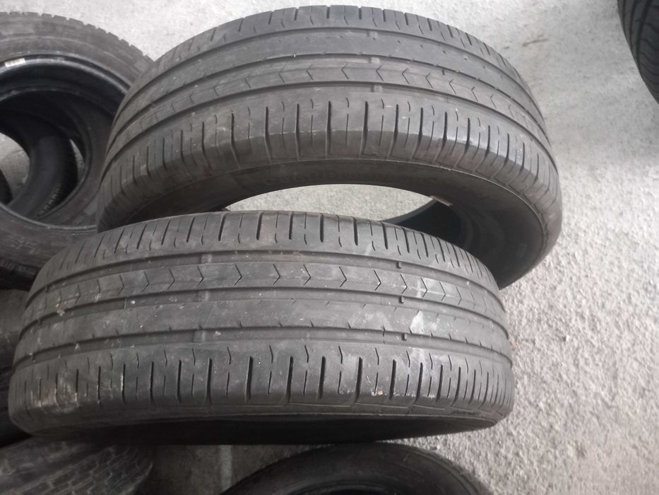 4 Pneus 215/65R16 Continental e Nokian