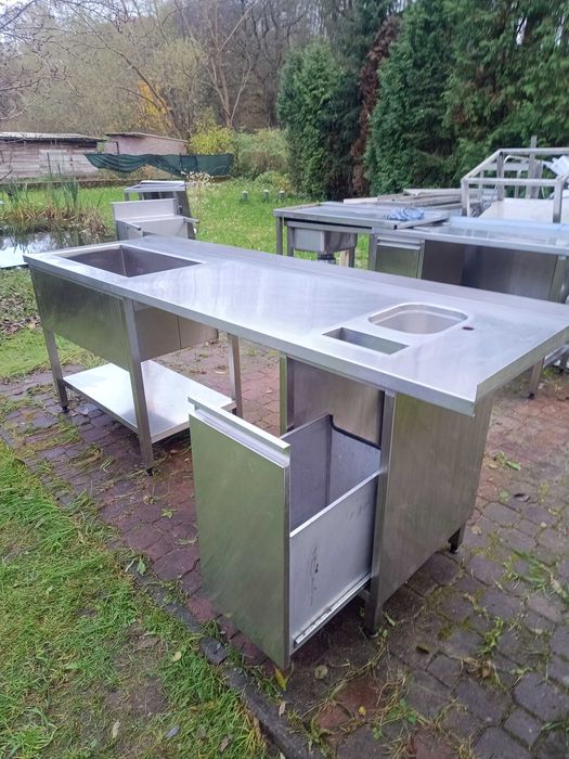 stół roboczy nierdzewny ze zlewami i koszem na odpadki 250cm