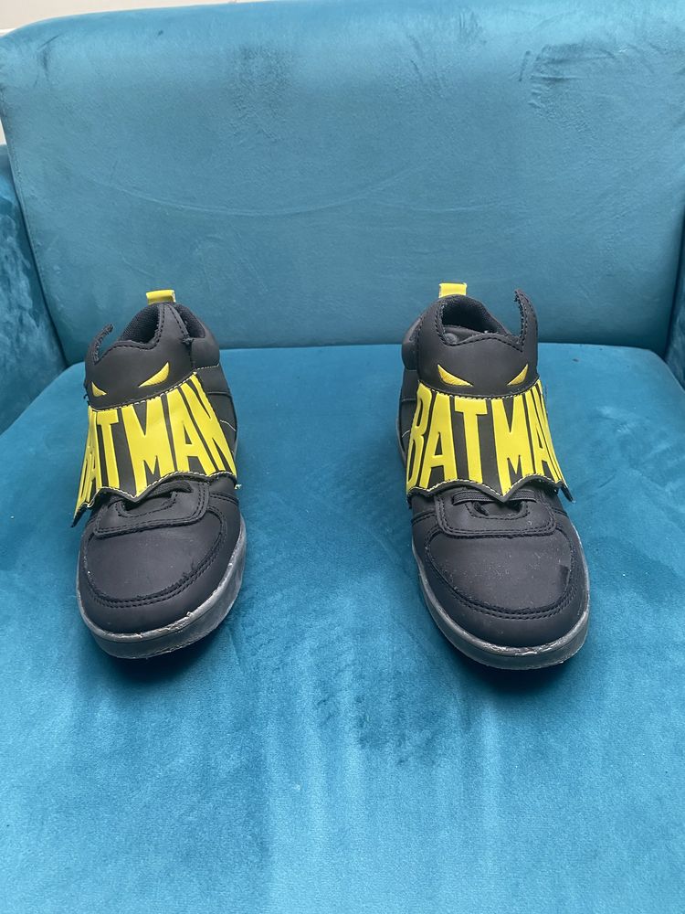 Buty batman rozmiar 31