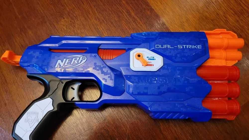 NERF Dual Strike całkiem nowy stan idealny