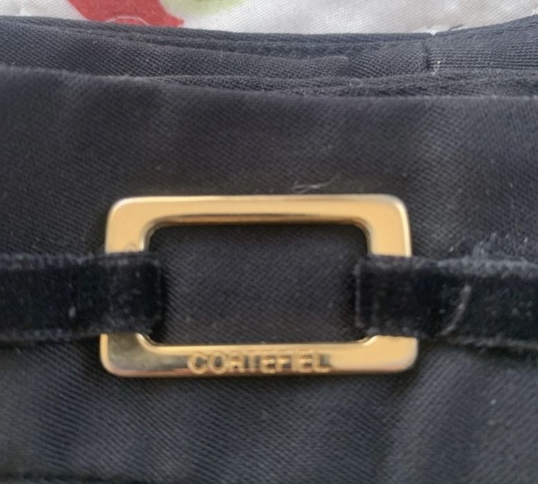 Calças “Cortefiel” tamanho 44 pretas perna larga