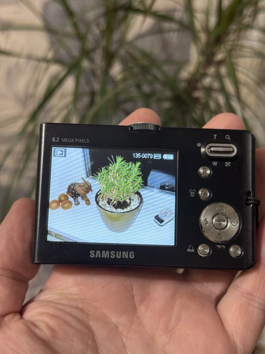 Цифровой фотоаппарат Samsung M100
