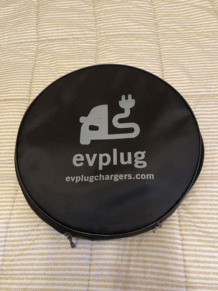 Зарядний пристрій для електромобіля evplug 7.4kW 32A