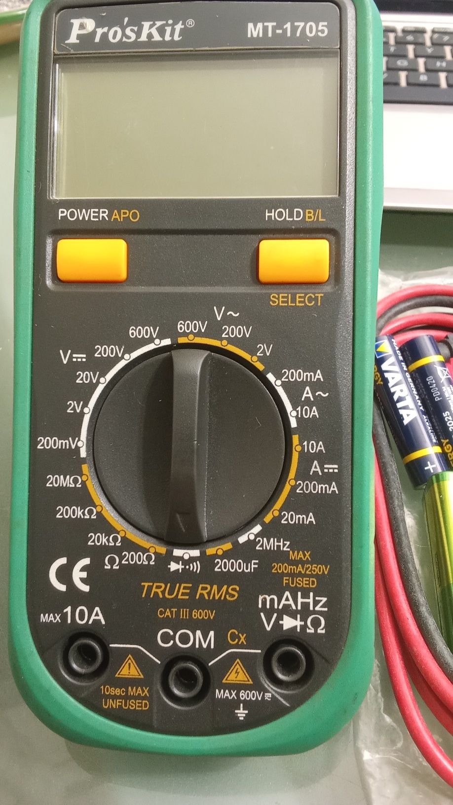 Multímetro Pro'skit MT-1705 completo com todos os acessórios
