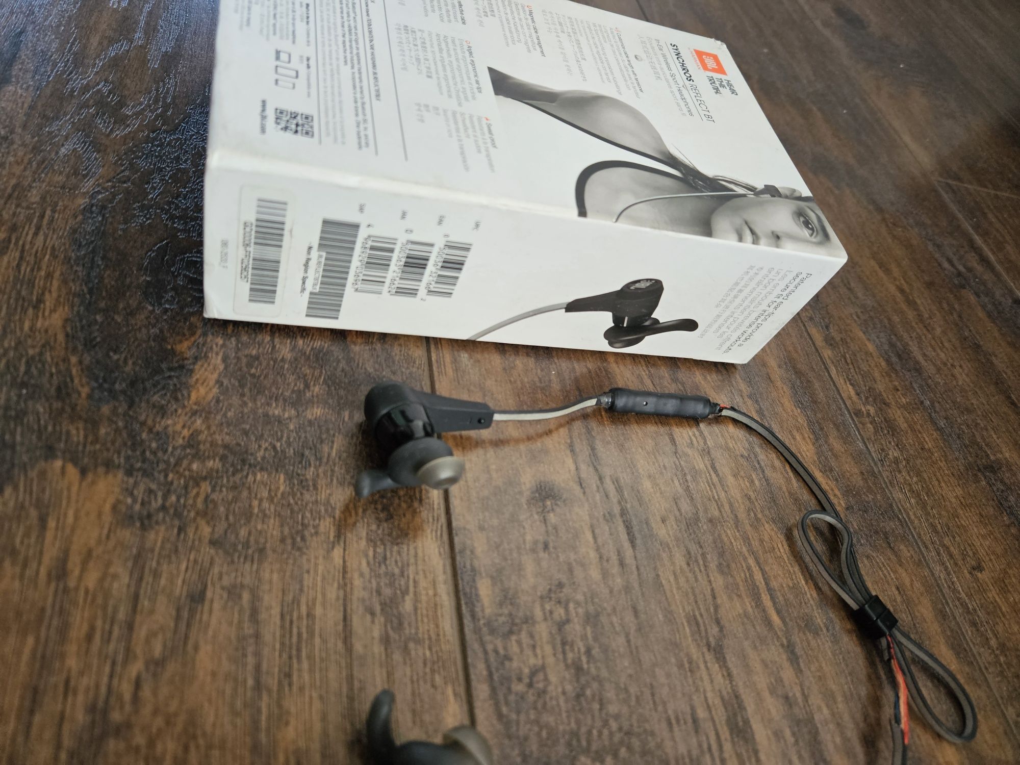 Słuchawki JBL SYNCHROS bt