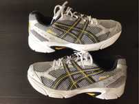 Asics-Gel кроссовки 42 р.