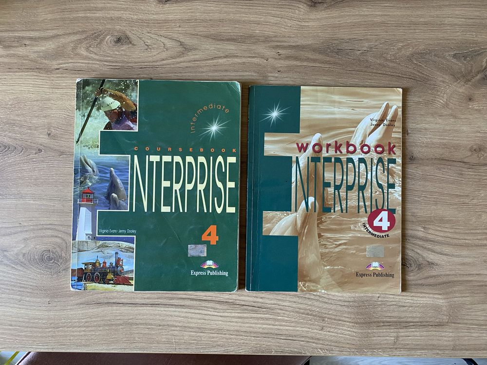 Enterprise 4 (coursebook + workbook) Express Publishing