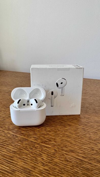 Słuchawki bezprzewodowe Apple AirPods 4. generacji z ANC