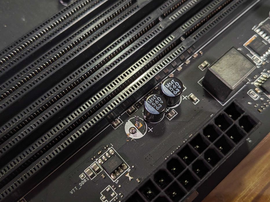 Материнська плата MSI Z97 Gaming 3 m2 socket 1150 під ремонт