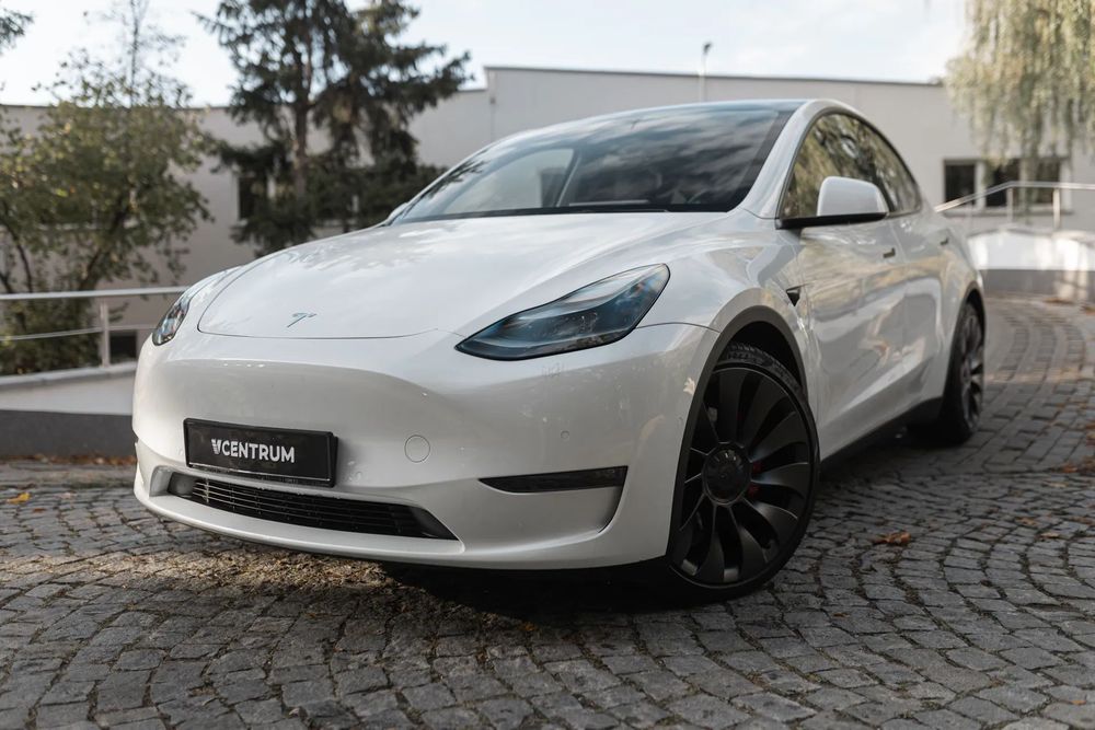 Tesla Y Performance AWD, pierwszy właściciel, bezwypadkowy