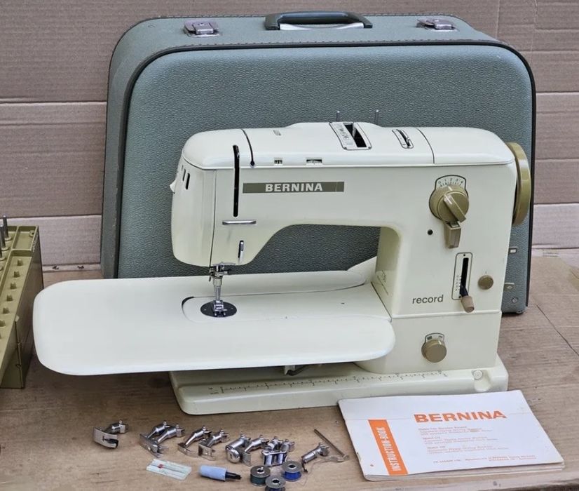 Bernina  walizkowa skóra paski smycze maszyna do szycia