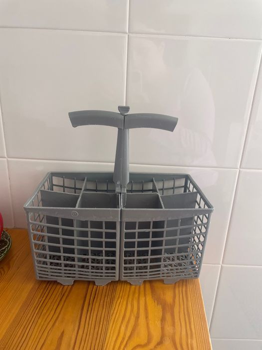 Máquina loiça a funcionar