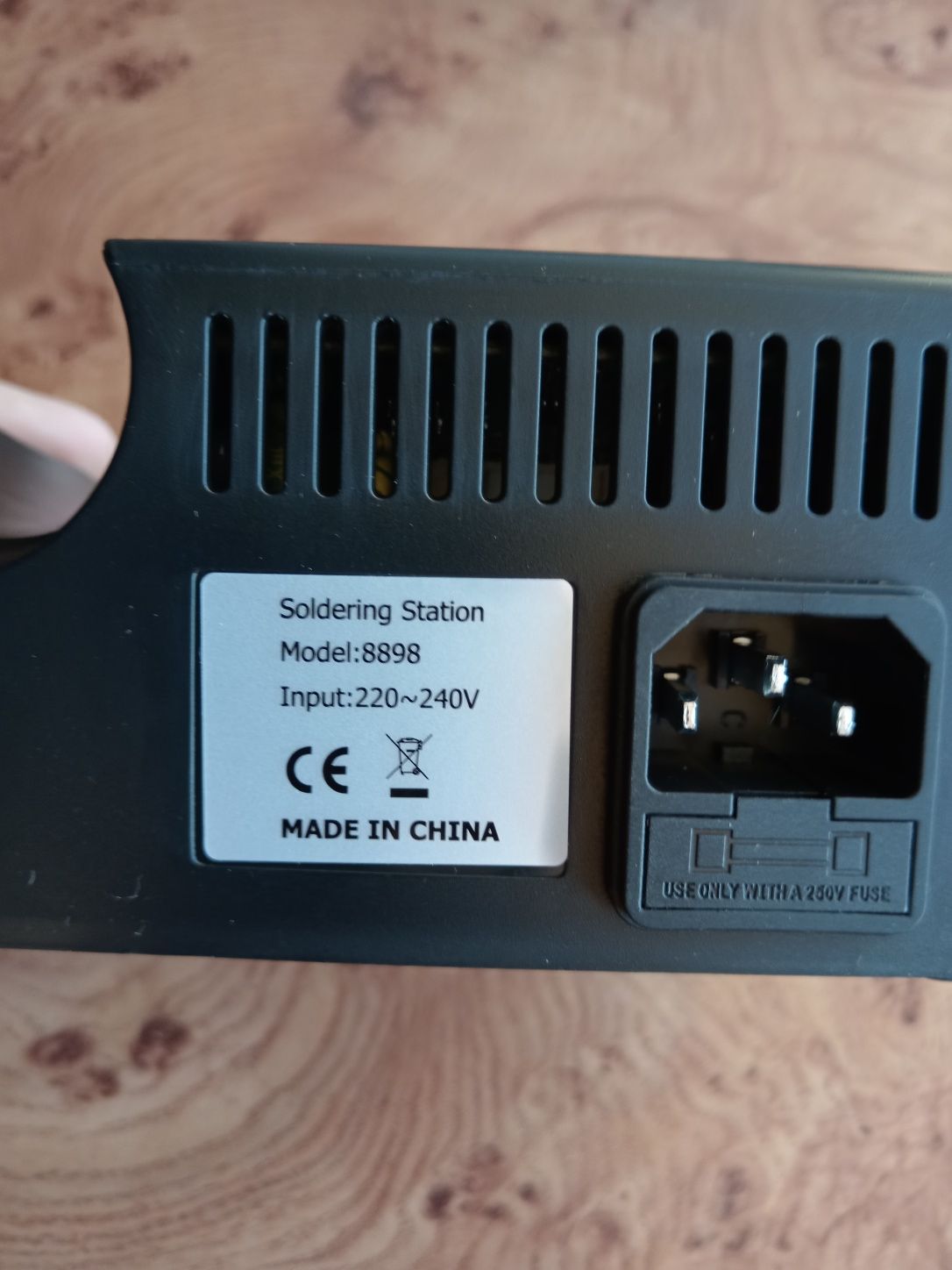LCD.. Для телефонів