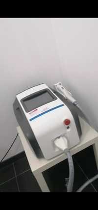 Máquina de depilação a laser.
