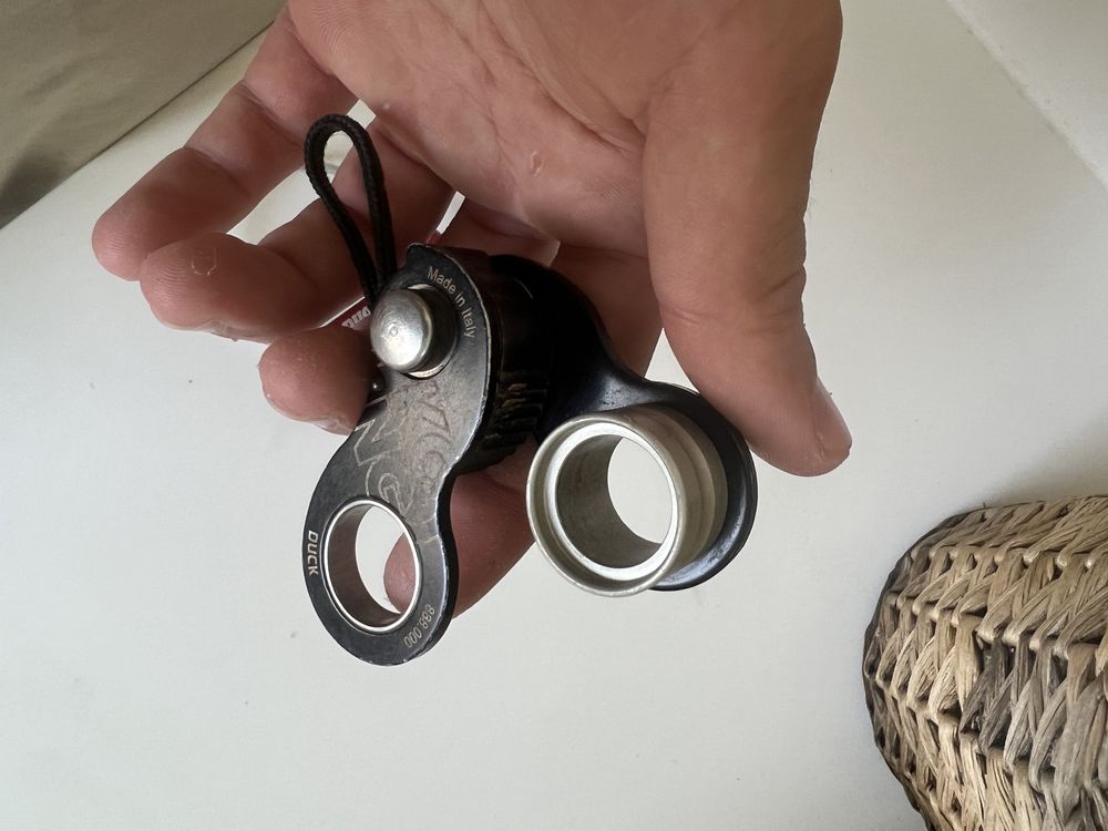 Kong Duck e dois tubos de escalada Simond Karo novos