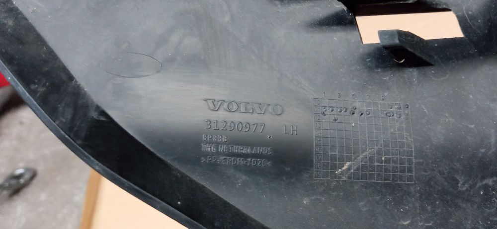 Wzmocnienie absorber zderzaka lewy volvo v60 s60 II R-design 10-14r