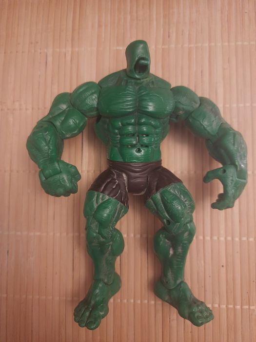 Продаю редкую фигурку Халка.