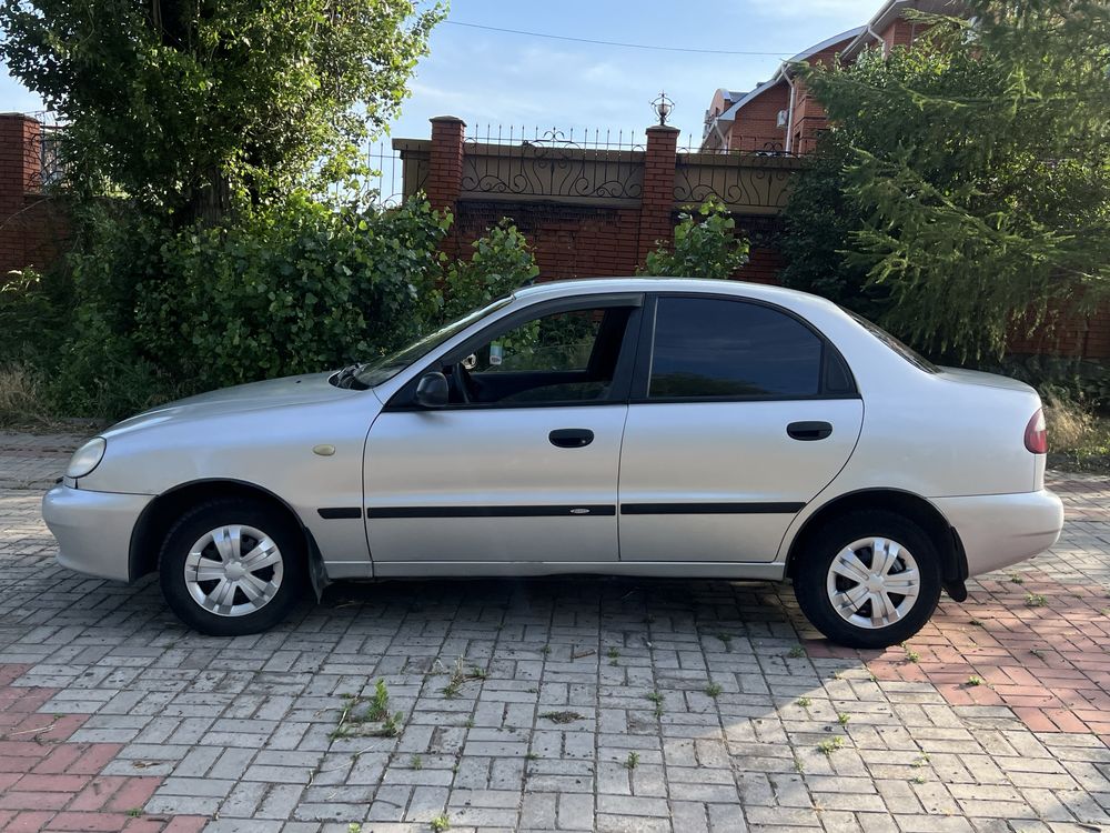 Продам машину Daewoo Sens