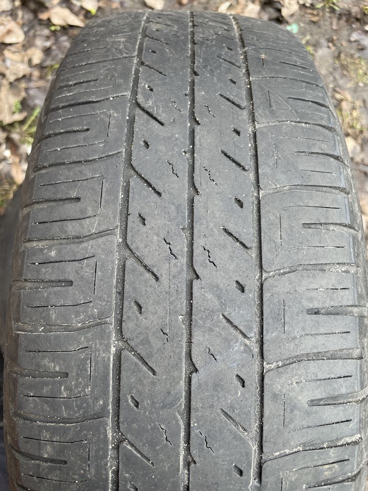 Продам летнюю резину  Goodyear GT3 185/65R15