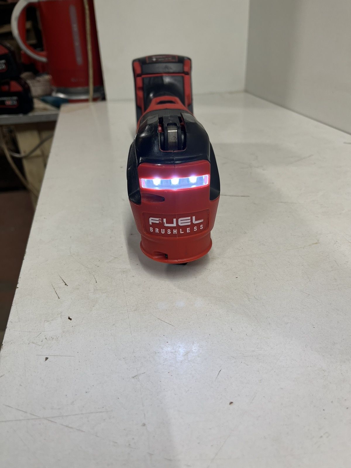Milwaukee m18 безщітковий акумуляторний інструмент