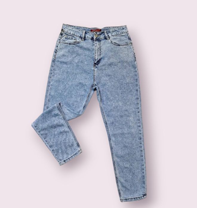 Джинси мом жіночі