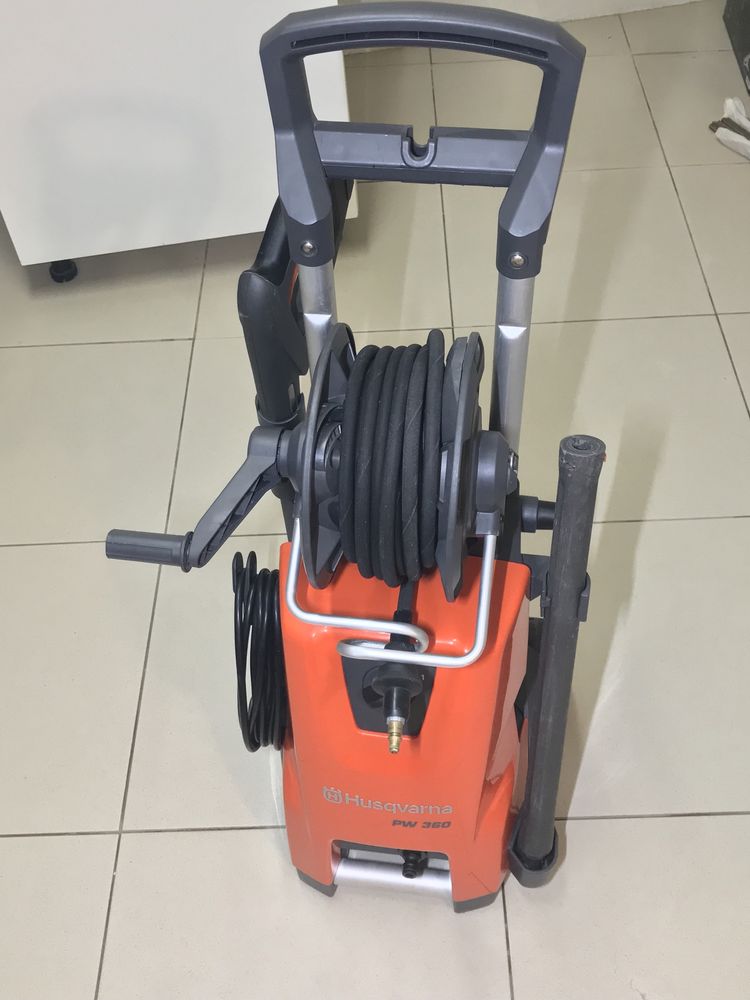 Máquina de Alta Pressão Husqvarna  PW360 • 160 bars