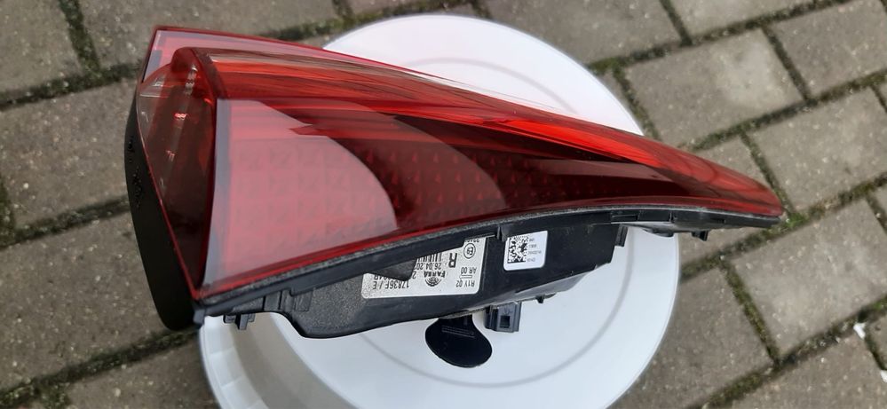 Lampa Renault Clio V Prawy Tył