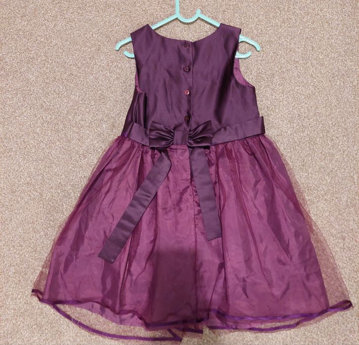 Elegancka bordowa sukienka 122-128