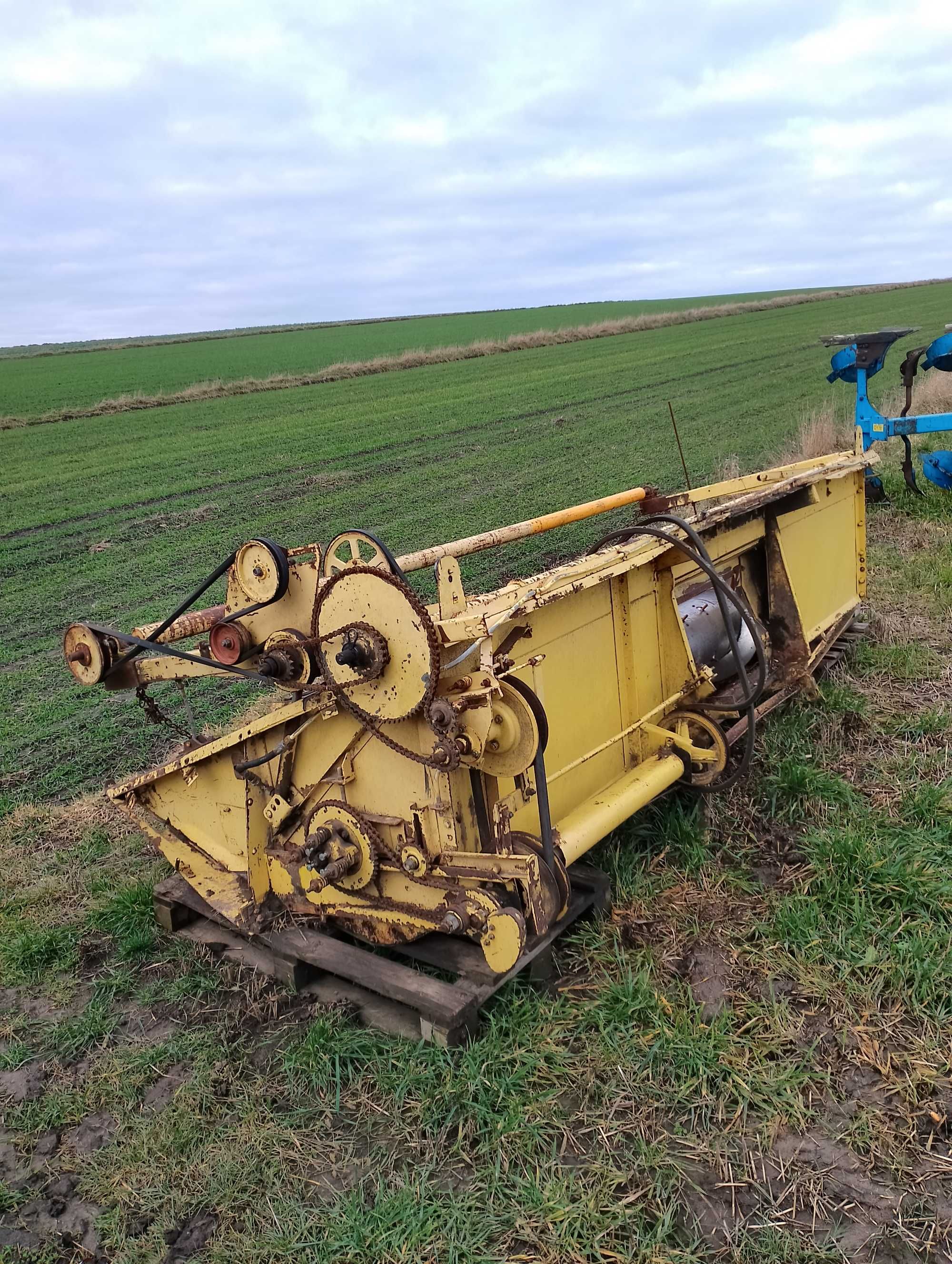 Części kombajn ńew Holland M135