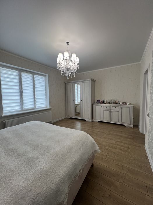 Продам будинок 95 квартал ( Центр міста ) .