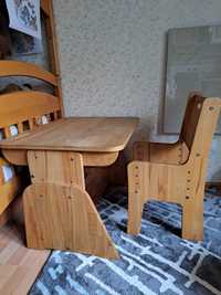 Парта і стілець дерев'яні ростишка